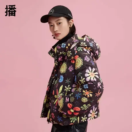 播&CRZ联名系列2023秋冬新款印花短款连帽面包羽绒服女DDQ2RD5612商品大图