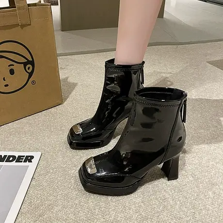 马丁靴女2023年春秋季新款法式设计感小众百搭瘦瘦靴粗跟高跟短靴图片
