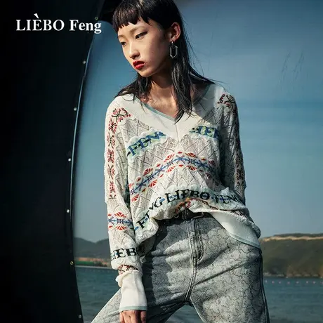 裂帛LIEBOFeng原创设计ins高街时髦针织小衫镂空V领彩虹条针织衫图片