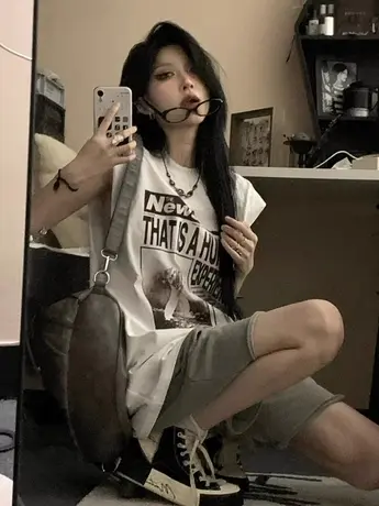 纯棉吊带背心无袖t恤女2025新款夏季设计感小众外穿宽松挂脖上衣图片