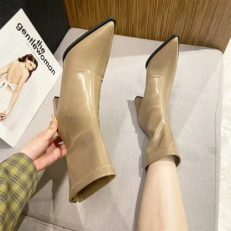 短靴女粗跟2024年冬季新款尖头短筒靴时尚后拉链瘦瘦靴高跟马丁靴图片