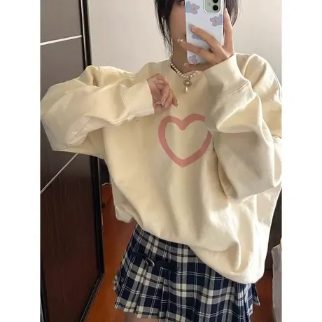 爱心印花长袖圆领卫衣女初秋洋气百搭宽松显瘦薄款无帽外套上衣服图片