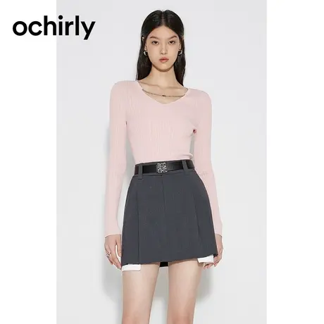 【品牌甄选】欧时力 坑条针织衫23新款秋装上衣V领链饰修身显瘦-商品大图