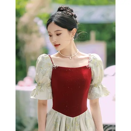 法式敬酒服新娘2024新款高级感订婚礼服平时可穿红色连衣裙宫廷风图片