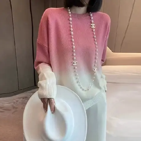 今年流行的渐变漂亮彩色毛衣女秋冬2023新款慵懒风针织衫上衣外穿图片