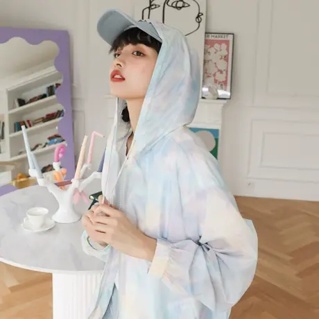 尔给彩色扎染小个子长袖防晒衣女夏季薄款防紫外线透气开衫外套图片