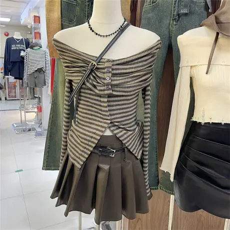 十三行2023秋季时尚设计感复古条纹一字肩开衩上衣打底喇叭袖T恤商品大图