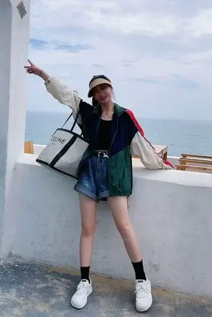 2023春季新款韩版宽松连帽多元素拼色网红时尚炸街显瘦外套ins潮商品大图