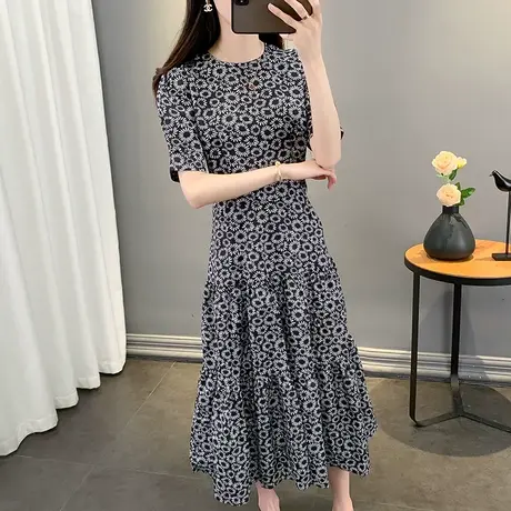 春季碎花连衣裙2023女新款显瘦小个子短袖包臀裙子春装女装长裙夏图片