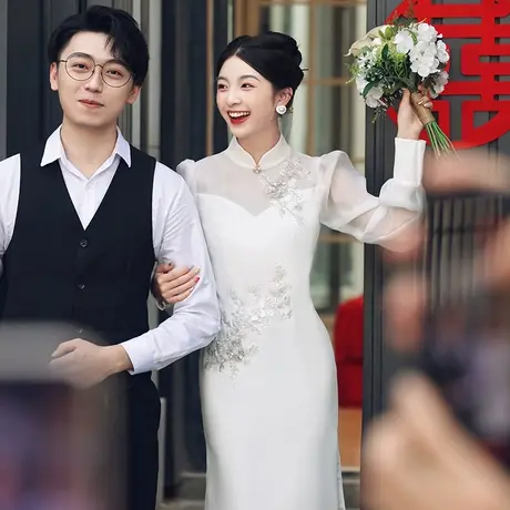 白色小礼服登记领证订婚连衣裙高端轻奢小众新中式纱袖高级感夏季图片