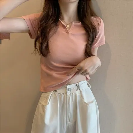 黑色v领短款T恤女短袖夏2023年新款设计感小众露脐紧身上衣ins潮图片