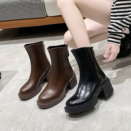 粗跟靴子女2023新款洋气韩系高级感小短靴高跟超火短靴超火靴鞋女图片