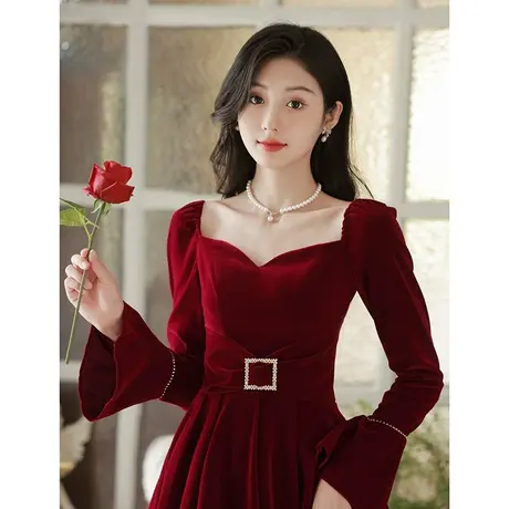 长袖敬酒服新娘2024新款秋冬季小个子酒红色订婚礼服连衣裙喇叭袖图片