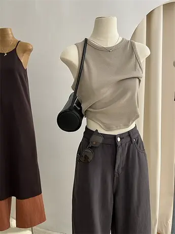 粉色吊带背心女内搭显瘦遮副乳打底衫设计感短款修身弹力无袖上衣图片