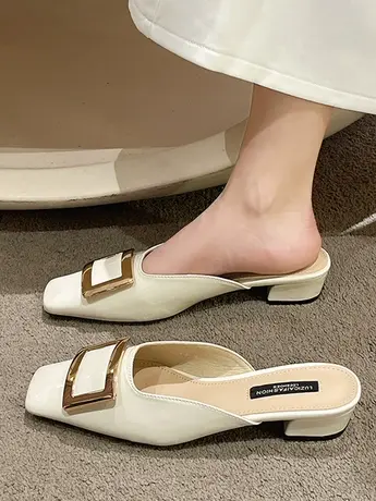 法式温柔半拖鞋外穿女鞋子2024年新款粗跟方头金属方扣包头小凉鞋图片