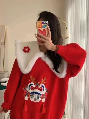 新年红色国风减龄绣花中长款娃娃领卡通针织毛衣套头慵懒风流苏女商品大图