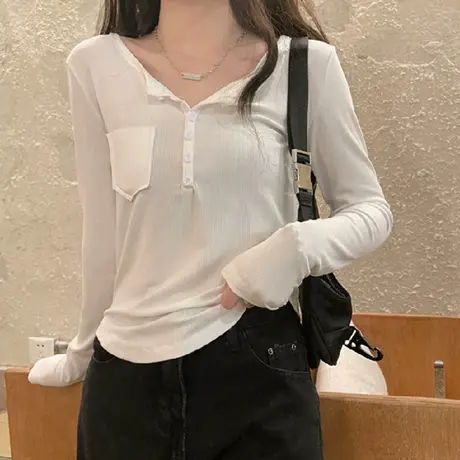 辣妹设计感长袖t恤女2024春秋韩版ins短款V领修身显瘦百搭打底衫图片