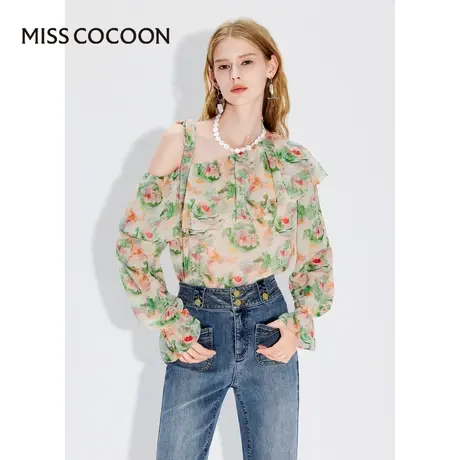 可可尼COCOON2025春季新款浪漫荷叶边上衣印花露肩镂空设计雪纺衫图片