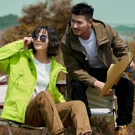 时尚潮流保暖情侣夹克外套户外百搭连帽休闲外套秋季夹克外套男款图片