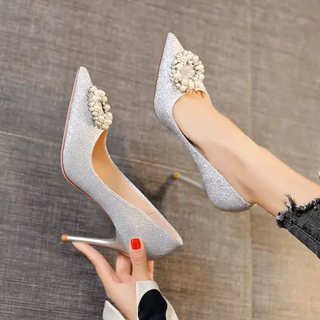 银色高跟鞋女细跟2023春季新款百搭法式年会气质水钻尖头浅口单鞋图片