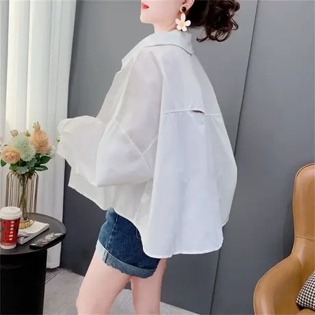 白色短款长袖防晒衬衫女春季2023年新款宽松小个子设计感破洞上衣商品大图