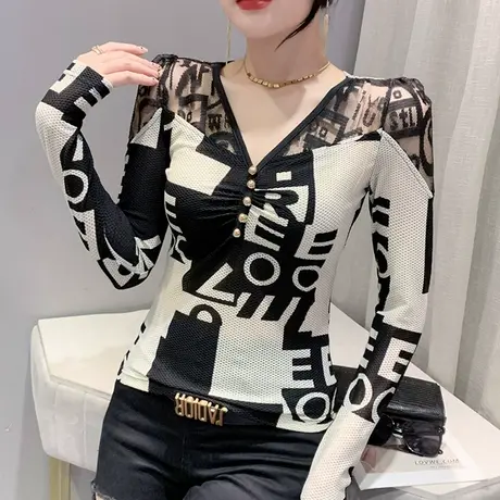性感网纱上衣女长袖欧货字母印花设计感T恤ins时尚修身V领打底衫商品大图