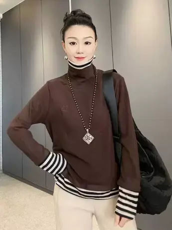 2023秋冬新款宽松拼接高领长袖卫衣女假两件双面德绒打底衫上衣女商品大图