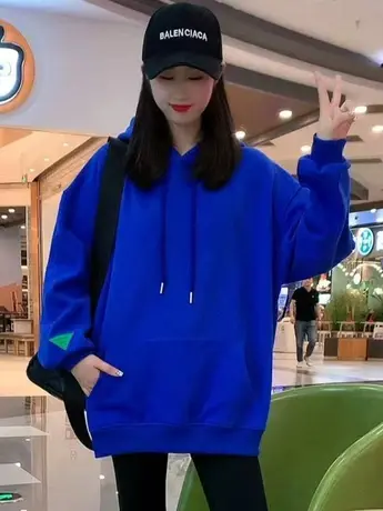 秋冬季新款纯色百搭连帽加绒卫衣女高级感遮肉显瘦中长款加厚上衣图片