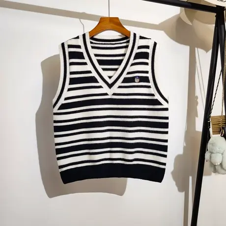 条纹针织马甲背心女春秋新款宽松v领叠穿无袖毛衣坎肩外穿学院风商品大图