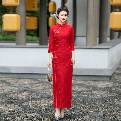 红色外嫁女回娘家回门装中长袖春秋加厚中式喜婆婆新年会拜年旗袍图片