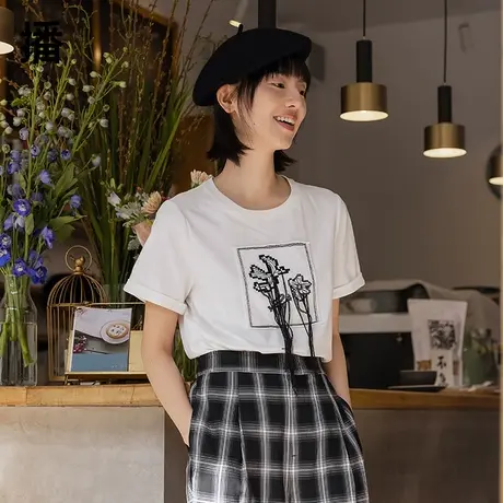 播夏季圆领套头刺绣装饰翻边袖口绣花T恤女BDP2YD0074商品大图