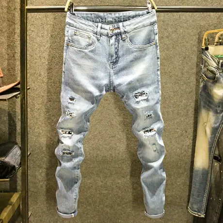 夏季浅蓝色牛仔裤男潮牌修身小脚裤时尚潮流破洞补丁个性贴布裤子商品大图