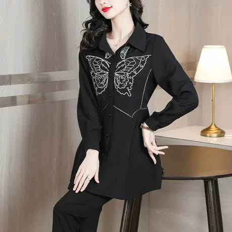 大码长袖衬衫女2023秋季新款时尚洋气绣花宽松收腰显瘦遮肚女上衣商品大图