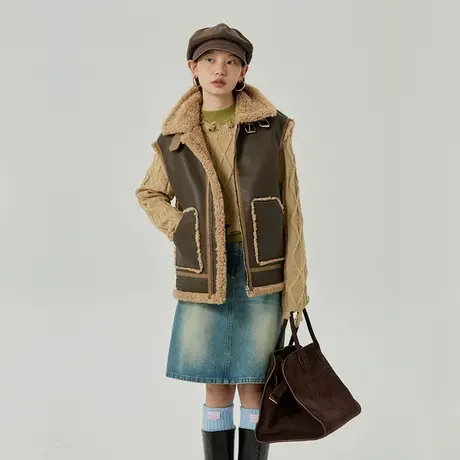 omont蛋挞家 复古皮毛一体马甲女2023冬季新款叠穿宽松背心外套商品大图