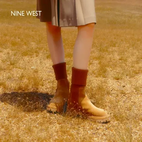 Nine West/玖熙弹力靴女2025秋冬加绒厚底休闲鞋百搭大黄靴短靴商品大图