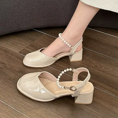 2023夏季新款方头包头珍珠带后空凉鞋时尚百搭一字扣带粗跟高跟鞋图片