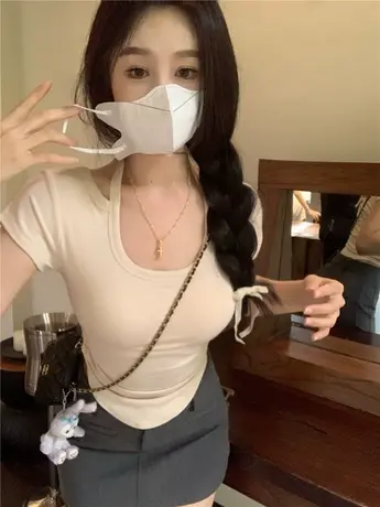 大码纯欲挂脖短袖t恤女夏季2024新款胖MM不规则短款显瘦辣妹上衣图片