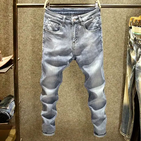 夏季薄款牛仔裤男修身小脚裤男生休闲百搭浅蓝色弹力裤子时尚潮流图片