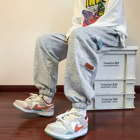 潮流贴标宽松卫裤男春秋季ins潮牌美式高街复古工装运动休闲裤子图片