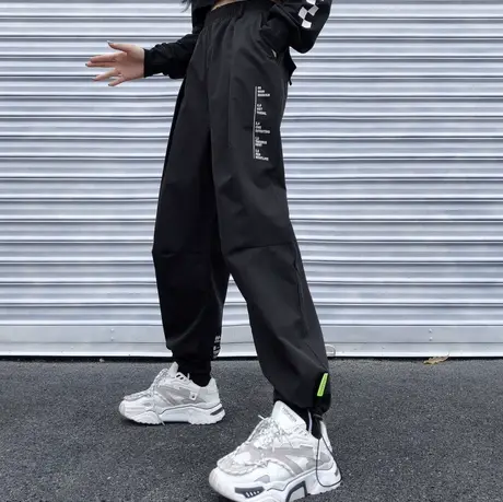 工装裤子女2020秋季帅气宽松bf百搭显瘦高腰直筒束脚运动裤ins潮图片