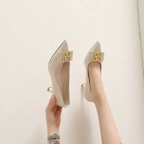 设计感小众高跟鞋女细跟2023年春季新款时尚方扣百搭尖头浅口单鞋商品大图