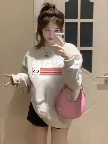 2024新款春秋美式复古卫衣女圆领宽松薄款小个子慵懒港风chic上衣图片