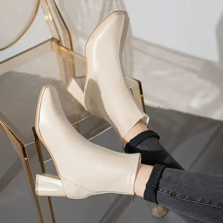 方头瘦瘦靴女显瘦马丁靴2023春秋新款后拉链短筒粗跟黑色高跟短靴图片