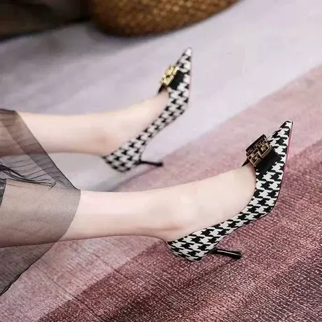 网红皮带扣套脚高跟鞋女2023年夏季新款职业拼色金属尖头细跟单鞋图片