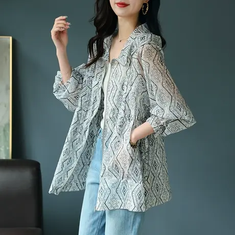 宝诗黎连帽薄款印花抽绳防晒衣新款秋季宽松休闲外套女拉链开衫潮图片