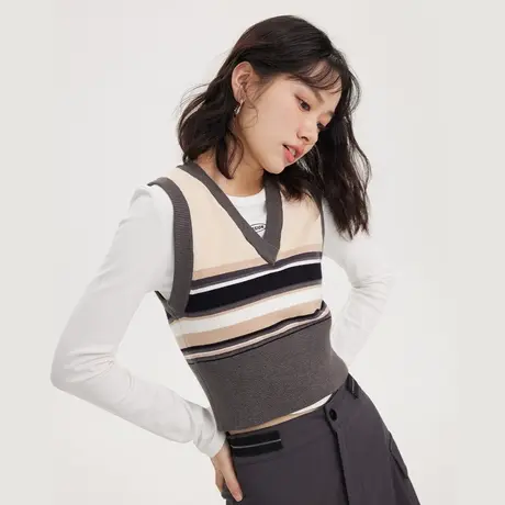 尔给v领外搭小条纹毛衣马甲背心女新款2022春秋叠穿修身针织上衣商品大图
