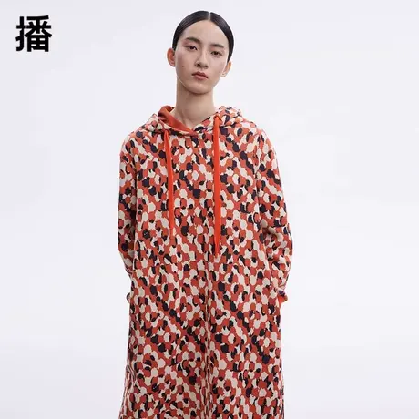 播连衣裙女2023冬季新款抽象艺术提花连帽长袖中长裙BDP4LD1420图片