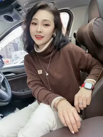 高领双面德绒打底衫女秋冬宽松内搭加绒保暖磨毛拼接长袖卫衣上衣图片