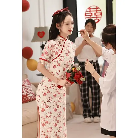 旗袍敬酒服新娘2023新款夏季结婚订婚礼服连衣裙回门便装中式流苏图片