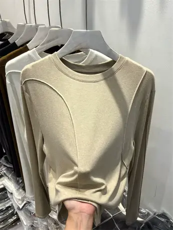 不规则明线拼接针织T恤纯色长袖上衣2023早秋新款女装时髦打底衫商品大图